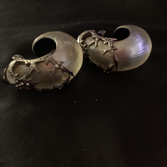 Alexis Bittar Clip-on Earrings. Stunning for all occasions. - Picture 2 of 9